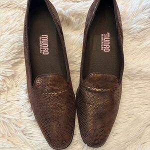 Munro American Bronze Textured Slip-On Loafers